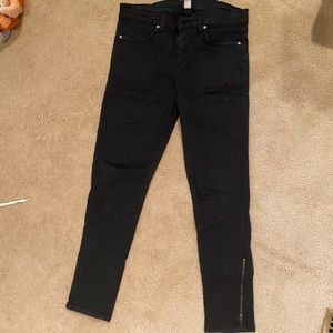 BDG by UO women’s high waist black jeans size 28